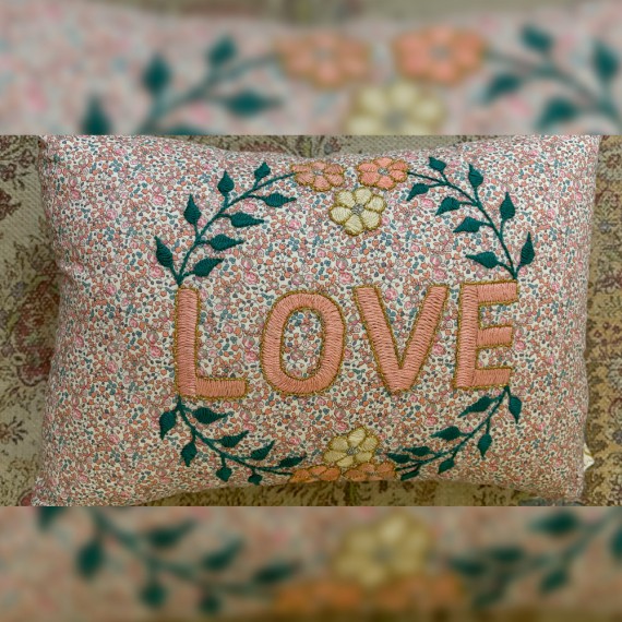 CSAO - Coussin Liberty "Love"